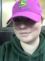 Meredith Hubbard (@Mereygene18)