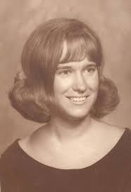 Eloise Harrington's Instagram, Twitter & Facebook