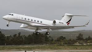 Inside Tiger Wood S 20 000 000 Privacy Yacht Superyachtfan Private Jet Yacht Jet