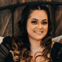 Sandra Bunton's Instagram, Twitter & Facebook