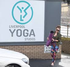 When you sign up to a gym membership at puregym liverpool central, you'll soon discover that there are plenty of fitness classes available at no extra cost. Gemma Merna Flashes Her Abs In Rainbow Bright Sports Bra For Yoga Class Daily Mail Online