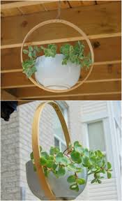 This love to garden but don't have space. 20 Cheap And Easy Diy Hanging Planters That Add Beautiful Style To Any Room Diy Crafts