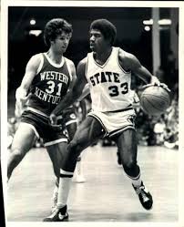 Pin By Michigan State Spartans On Msu Spartans Basketball Michigan State Basketball The Sporting Life Basketball Legends