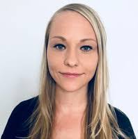 Sandy Unger's Instagram, Twitter & Facebook