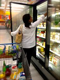 There are many healthy and they're also inexpensive and so let's shop together and show you some of the best foods at the store if your on a diabetic diet. Shop Smarter Tips On Buying Healthier Frozen Foods