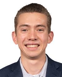 Sean Senn's Instagram, Twitter & Facebook