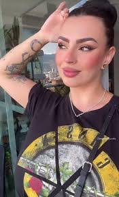 Angelica Jolly's Instagram, Twitter & Facebook