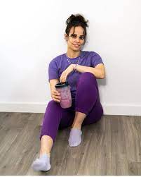 «أعلنت نور عمرو دياب ابنة الفنانة شيرين رضا، منذ قليل، خطوبتها من خلال بث مباشر عبر حسابها الشخصي…» Ù†ÙˆØ± Ø¹Ù…Ø±Ùˆ Ø¯ÙŠØ§Ø¨ ØªØ´Ø¹Ù„ Ø§Ù†Ø³ØªØ¬Ø±Ø§Ù… Ø¨ØµÙˆØ±ØªÙŠÙ† Ø¬Ø¯ÙŠØ¯ØªÙŠÙ† ÙÙ‰ Ø£Ø­Ø¯Ø« Ø¸Ù‡ÙˆØ± Ù„Ù‡Ø§