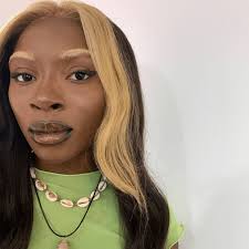 According to the algorithm behind urban thesaurus, the top 5 slang words for skunk hair are: Skunk Hair Is Trending Here Are Our Favorite Ways To Wear It