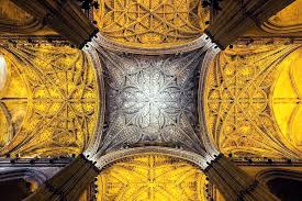 Excursão de 1 hora catedral de sevilha e torre da giralda. Historia Arquitetonica Da Catedral De Santa Maria Em Sevilha Hisour Arte Cultura Exposicao