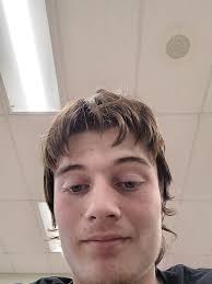 Shaving habits for a weekend goatee