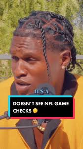 Darnay Holmes explains his financial wisdom 💰 #newyorkgiants #darnayholmes  #nfl #money #finance
