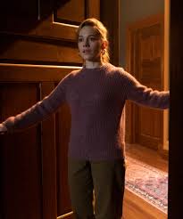 Television productionspromotional images, captures, behind the scenes, and more of victoria's tv shows. Victoria Pedretti On Why Bly Manor Character Isnt Nell