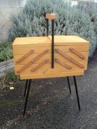 Achetez Ancien Meuble Occasion Annonce Vente A Loches 37 Wb161162686 En 2020 Petit Meuble Rangement Travailleuse Couture Meuble Occasion