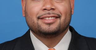 New Chicago White Sox exec aims for 'NBA feel' at U.S. Cellular Field