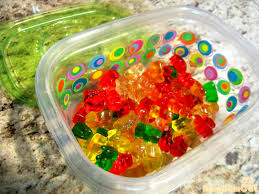 Just mix up a half cup of your favorite alcoholic drink, add sugar and gelatin, then use a dropper to fill your molds. Friday Fun Vodka Gummy Bears Nom Nom Cat