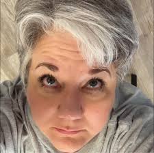 This one is too good not to share. My REVEAL by Tactacam sent me this video  last night. Many people have commented how this bear is "defenseless".  Charging a wild boar off