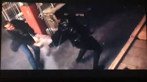 The film is based on the book of the same name by john westermann. Exit Wounds 2001 Final Fight Scene Youtube