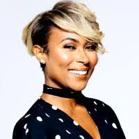 Ashley Gainer's Instagram, Twitter & Facebook