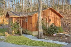 Our honeymoon cabins and small family cabins in pigeon forge offer a wide range of amenities to offer comfort, convenience, and entertainment in. Gray S Place 1 Bedroom Honeymoon Cabin Near Gatlinburg