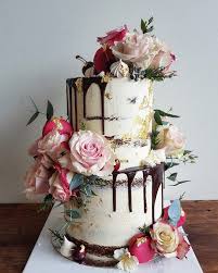 Our 30 plus years experience and our passion for finding you the perfect wedding flowers to complement your day. Amazing Wedding Cakes Christchurch Based Wedding Cake Makers