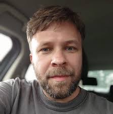 Daniel Kolakowski's Instagram, Twitter & Facebook