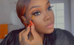 Jewel Singleton's Instagram, Twitter & Facebook