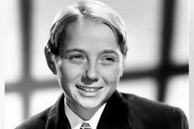 Sharon Vanatta's Instagram, Twitter & Facebook