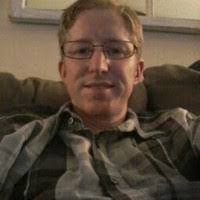 Russell Gee's Instagram, Twitter & Facebook