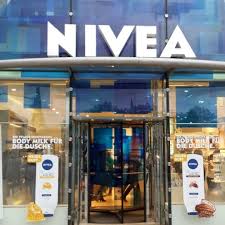 Termin im nivea haus buchen: Nivea Haus Cosmetics Shop In Hamburg