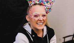 Great news!!!you're in the right place for jojo siwa makeup. Jojo Siwa Makeup Kit Recalled From Claire S After Testing Positive For Asbestos Tubefilter