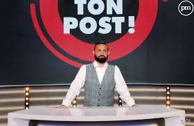 Elle fut d'abord diffusée tous les vendredis en deuxième partie de soirée entre le 21 septembre 2018 et le 8 mars 2019 avant de basculer le jeudi en deuxième partie de soirée. Balance Ton Post Le Talk Show D Actualite De Cyril Hanouna De Retour Ce Soir Sur C8 Puremedias