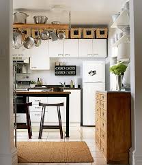 Decoración de cocinas pequeñas, trucos, consejos y ejemplos de cómo decorar. Decoracion De Cocinas Pequenas Con Repisas Simplythinkshabby
