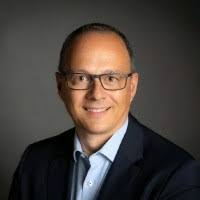 600+ Profile mit dem Suchbegriff „Distler“