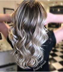 Nous avons recueilli des images sur couleur de cheveux noisette avec meche blonde y compris des images, des photos, des fonds d'écran, et plus encore. 23 Facons D Envelopper Les Cheveux Bruns Avec Des Meches Blondes Blog Des Femmes