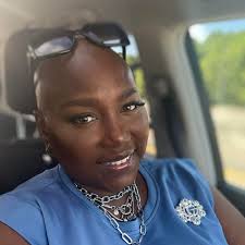 It's SonDay! He's 15 now but still enjoys hanging out with his dad. For  that I say thank you Lord! @khalil.moore3 #mywhy #flatout #hehashair  #iuseto #🤷🏾‍♂️