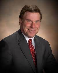 Lester Fink's Instagram, Twitter & Facebook