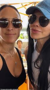 What 'Biggest Flirt' Lauren Sanchez was REALLY like in high school... and  why insiders aren't shocked that she hooked a billionaire