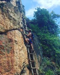 Railay was originally known as a rock climbing spot, attracting climbers from railay is situated between ao nang and krabi town. Must Read Railay Beach Krabi Viewpoint Thenorthernboy
