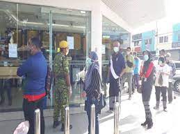 الور ستار‎‎), yang dikenali sebagai alor star dari tahun 2004 hingga 2008, ialah ibu negeri kedah, malaysia. Elak Beratur Panjang Di Bank Atm