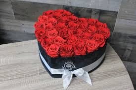 Maybe you would like to learn more about one of these? Long Lasting Roses In A Heart Shaped Flower Box 13 Large Sized Black Or