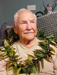 Ray Oakes's Instagram, Twitter & Facebook