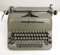 Schreibmaschine “Adler Record" :: Heimatmuseum Stadt Teltow ::  Museum-Digital:brandenburg