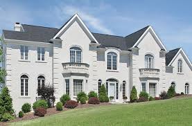 Dans Ma Maison De Reve Il Y A Onze Pieces Trois Toilettes Et Ma Maison En Brique Blanche Hannah White Brick Brick Brick Companies