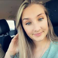 HELP! 😩 I was so excited to start using my machine. I added two bottles of  Glorias as well as some juice and sugar and it just keeps shutting off and  not