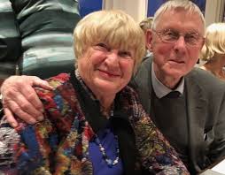 Årsmötet och champagneprovningen