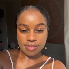 Maddie (@_maddiebray)