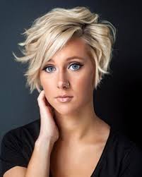 To grow your hair out long or to cut it short.that is the question. Short Hairstyles For Fine Wavy Hair 2019 Midas Florence