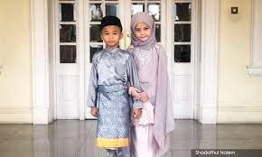 Maybe you would like to learn more about one of these? Malaysiakini Pasangan Cilik Berbusana Diraja Pikat Hati Permaisuri