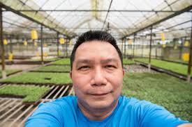 Recently, I paid a visit to Farm 85 to pick up some veggie seedlings for me  and my kampong. The staff there told me that they will be shifting to No. 12